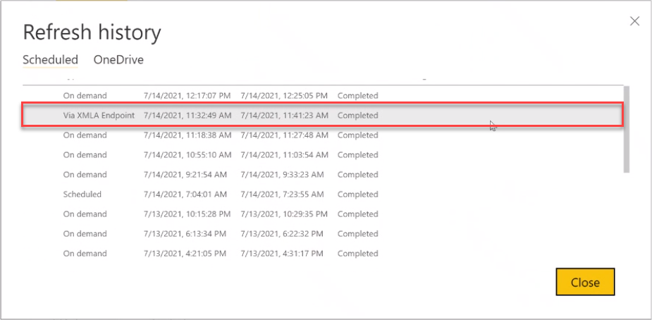 Captura de pantalla que muestra la pantalla del historial de actualización. El elemento, a través del punto de conexión XMLA, está resaltado.