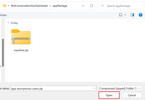 Captura de pantalla de la carpeta Manifiesto con la opción Abrir para cargar el archivo zip bot de Teams resaltado en rojo.